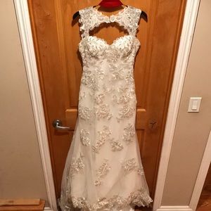 Elegant mermaid wedding dress